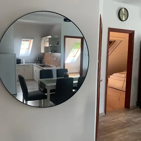 Apartamento Napfeny *